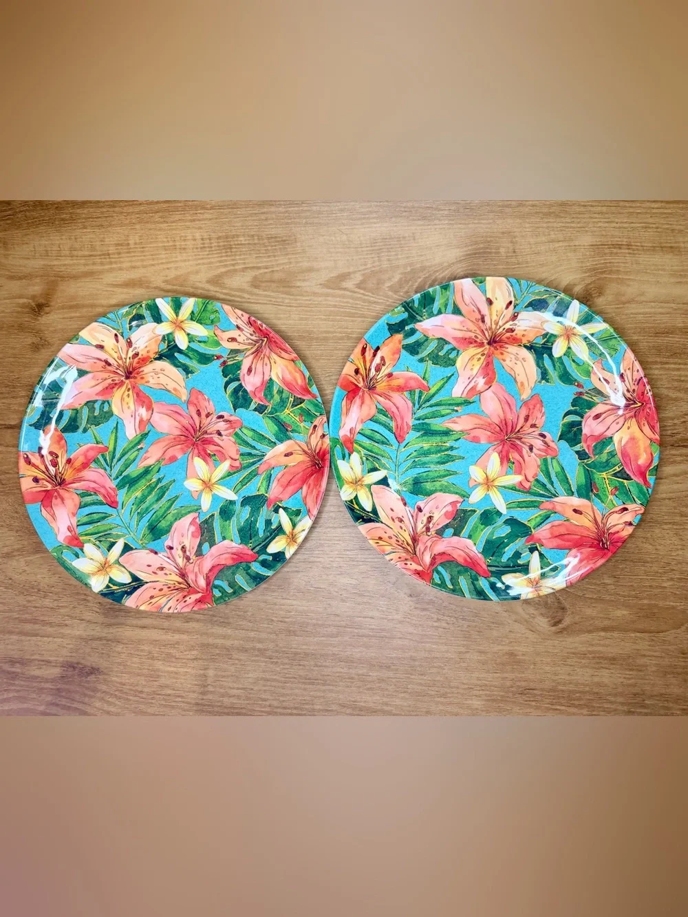 Tommy Bahama 11” Melamine Plates Set of 2 Tropical Lily Floral Shimmer Outdoor